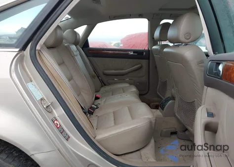 2000 Audi A6 4.2 из США, поврежденный, VIN WAUZL54B9YNOO1652